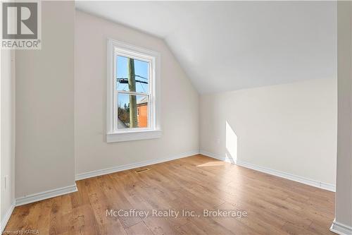 19 Kingston Street, Rideau Lakes (817 - Rideau Lakes (South Crosby) Twp), ON - Indoor Photo Showing Other Room