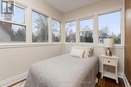 75 Guelph Street, Halton Hills, ON - Indoor Photo Showing Bedroom