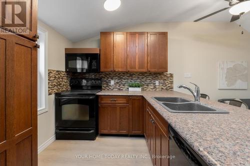 75 Guelph Street, Halton Hills, ON - Indoor Photo Showing Kitchen With Double Sink