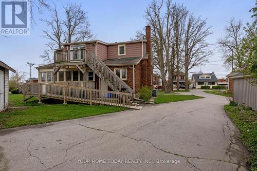 75 Guelph Street, Halton Hills, ON - Outdoor