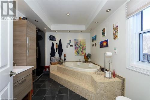 33 White Bear Court, Temagami, ON - Indoor Photo Showing Bathroom