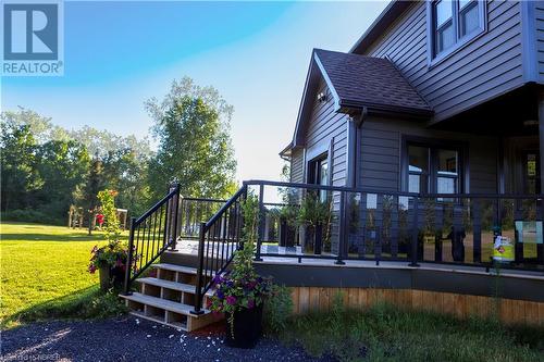 33 White Bear Court, Temagami, ON - Outdoor