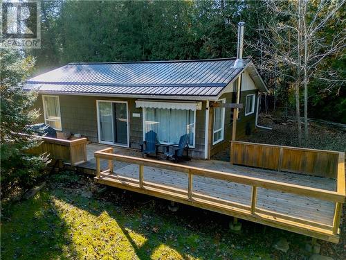 35 Fourth Avenue, Assiginack, Manitoulin Island, ON - Outdoor With Deck Patio Veranda