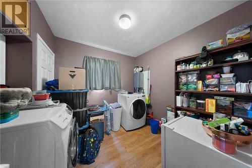 1198 Lincoln Road, Sudbury, ON - Indoor Photo Showing Laundry Room