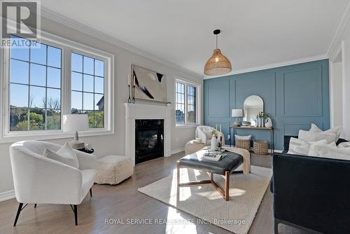 55 Barchard Street, Clarington (Newcastle), ON - Indoor Photo Showing Living Room With Fireplace