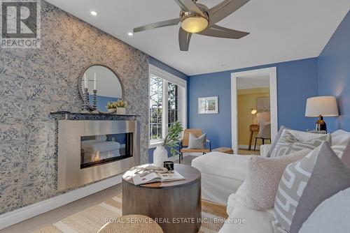 55 Barchard Street, Clarington (Newcastle), ON - Indoor Photo Showing Living Room With Fireplace