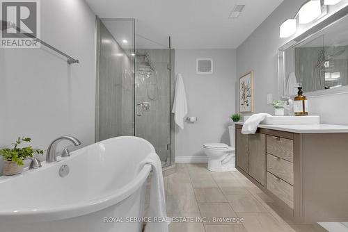 55 Barchard Street, Clarington (Newcastle), ON - Indoor Photo Showing Bathroom