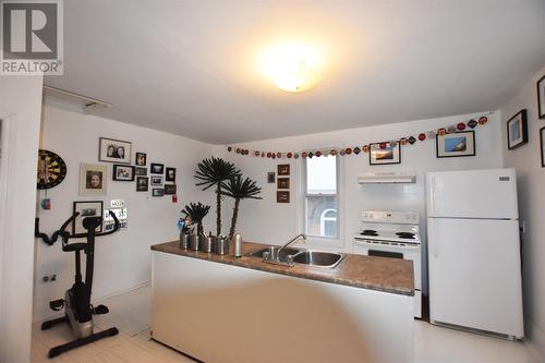 226 Main St, Thessalon, ON - Indoor Photo Showing Kitchen With Double Sink