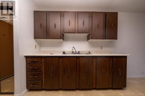 980 Wellington St E, Sault Ste Marie, ON - Indoor Photo Showing Kitchen With Double Sink