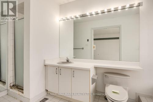 106 Roslin Avenue, Toronto, ON - Indoor Photo Showing Bathroom