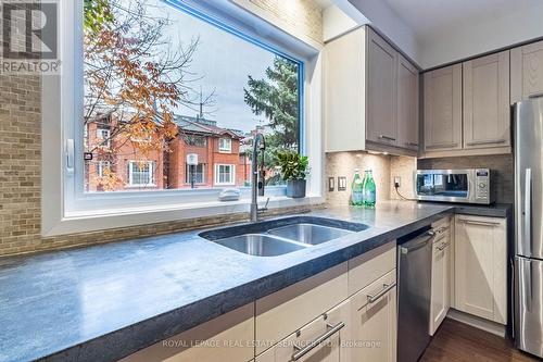 115 Tecumseth Street, Toronto, ON - Indoor Photo Showing Kitchen With Double Sink