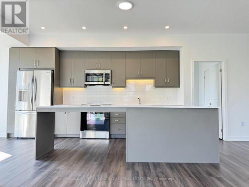 307 - 385 Arctic Red Drive, Oshawa, ON - Indoor Photo Showing Kitchen With Upgraded Kitchen