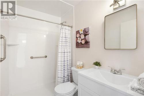 189 Allan Drive, Arnprior, ON - Indoor Photo Showing Bathroom