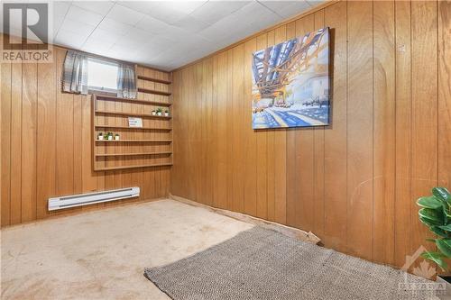 Large den on lower level with laundry closet at one end. - 189 Allan Drive, Arnprior, ON - Indoor Photo Showing Other Room