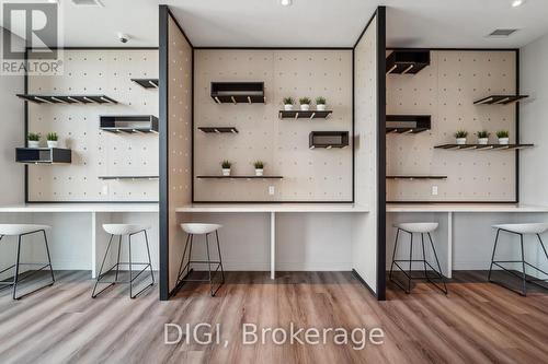 2710 - 325 Yorkland Boulevard, Toronto, ON - Indoor Photo Showing Kitchen