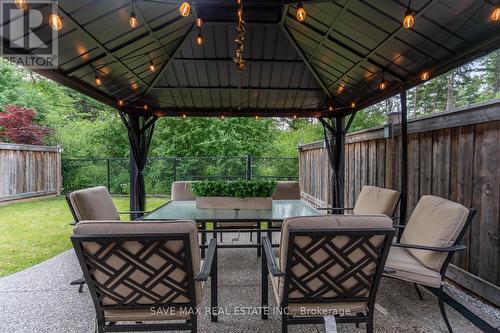 9 Upper Canada Court N, Halton Hills, ON - Outdoor With Deck Patio Veranda With Exterior