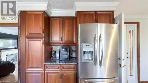 644 Scott Street, Kincardine, ON - Indoor Photo Showing Kitchen