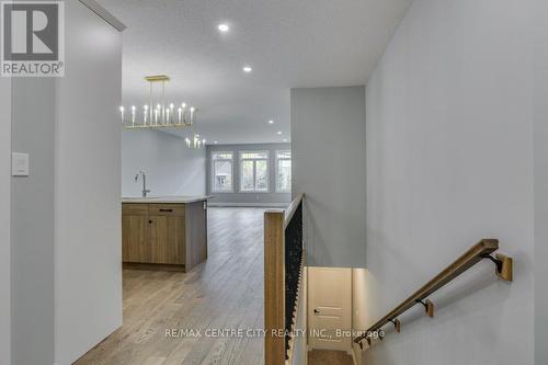 271 South Carriage Road, London, ON - Indoor Photo Showing Other Room