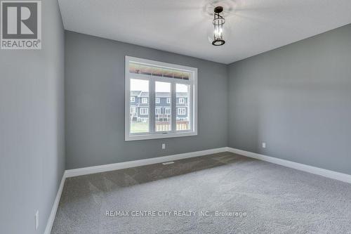 271 South Carriage Road, London, ON - Indoor Photo Showing Other Room