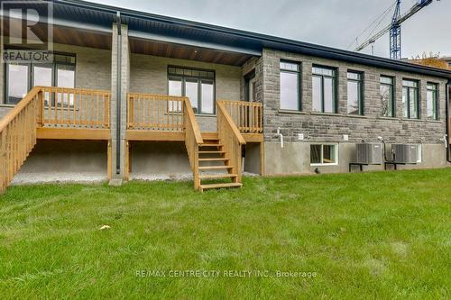 271 South Carriage Road, London, ON - Outdoor With Deck Patio Veranda