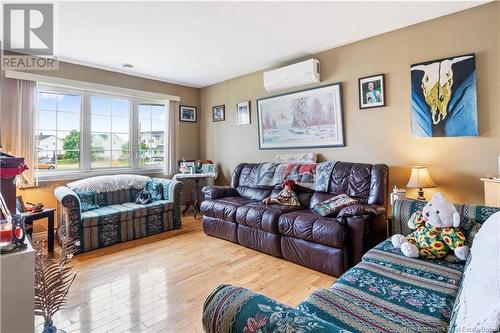 142 Lonsdale Drive, Moncton, NB - Indoor Photo Showing Living Room