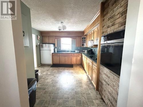 12 Hill Street, Grand Falls-Windsor, NL - Indoor Photo Showing Kitchen