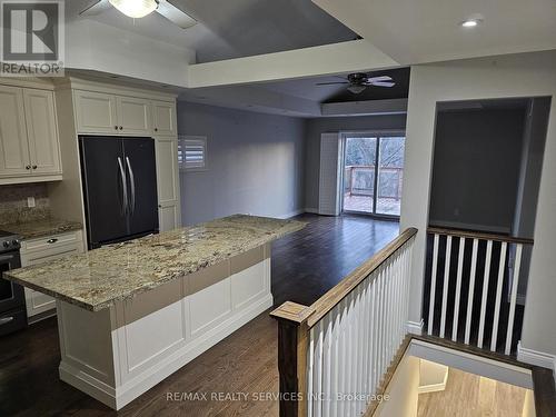 109 River Road, Brampton, ON - Indoor Photo Showing Kitchen