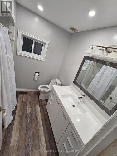 109 River Road, Brampton, ON - Indoor Photo Showing Bathroom