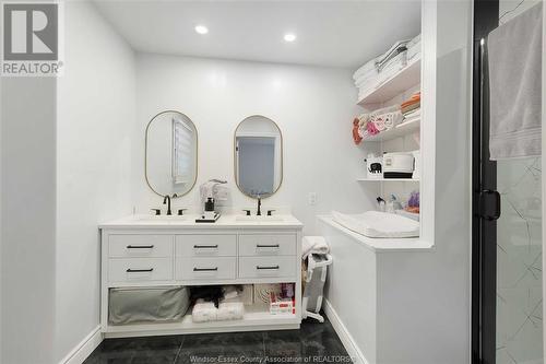 1123 Reaume, Lasalle, ON - Indoor Photo Showing Bathroom