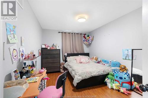 4325 Pioneer, Windsor, ON - Indoor Photo Showing Bedroom