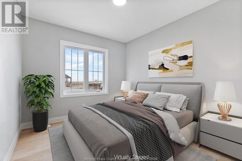 2584 Mayfair, Lasalle, ON - Indoor Photo Showing Bedroom