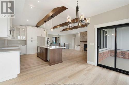 2584 Mayfair, Lasalle, ON - Indoor Photo Showing Kitchen