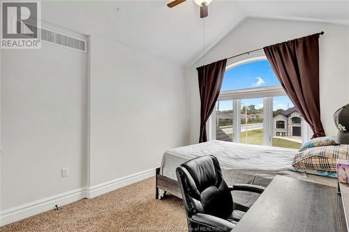 2685 Kevin Street, Lasalle, ON - Indoor Photo Showing Bedroom