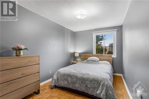 spare bedroom - 55 Malvern Drive, Ottawa, ON - Indoor Photo Showing Bedroom