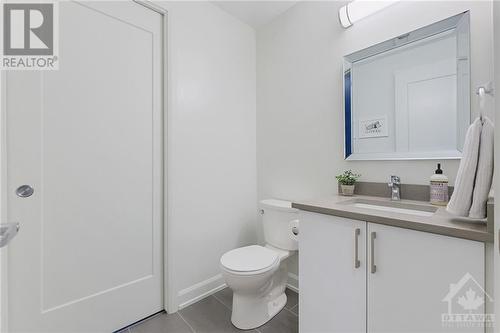 Powder Room - 511 Gladstone Avenue Unit#5, Ottawa, ON - Indoor Photo Showing Bathroom