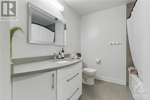 Main Bathroom (4pc) - 511 Gladstone Avenue Unit#5, Ottawa, ON - Indoor Photo Showing Bathroom