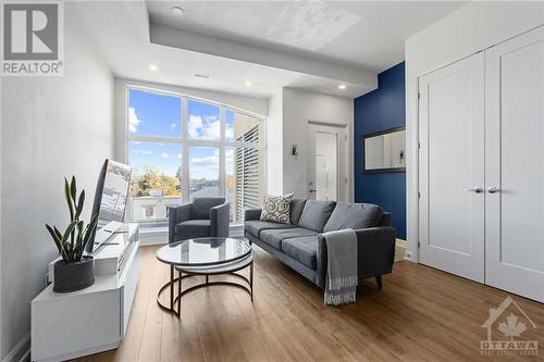 Living Room - 511 Gladstone Avenue Unit#5, Ottawa, ON - Indoor Photo Showing Living Room