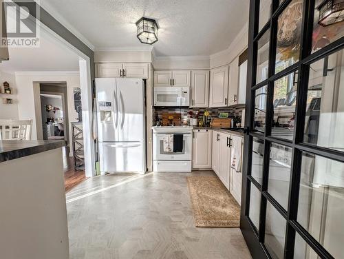 8 Days Road, Corner Brook, NL - Indoor Photo Showing Kitchen