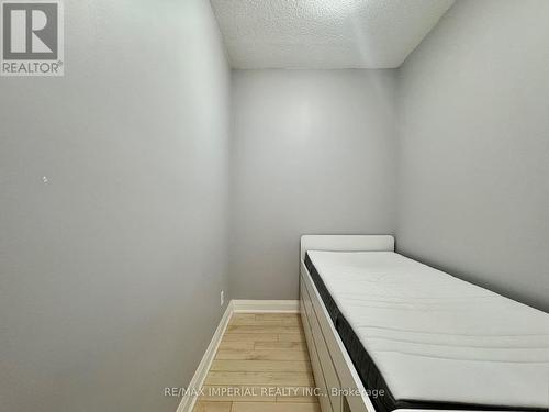 1212 - 68 Canterbury Place, Toronto, ON - Indoor Photo Showing Other Room