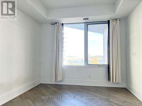 319 - 1 Edgewater Drive, Toronto, ON - Indoor Photo Showing Other Room