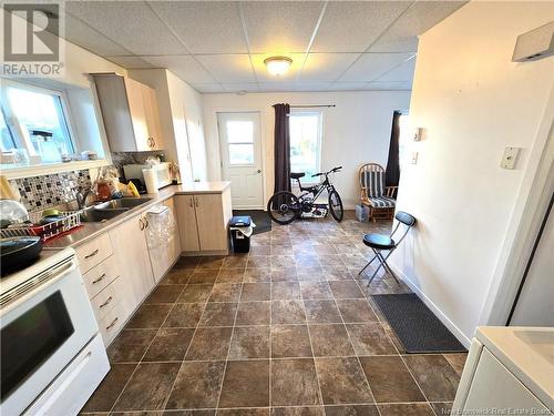 45 47 17E Rue, Edmundston, NB - Indoor Photo Showing Kitchen With Double Sink