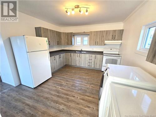 45 47 17E Rue, Edmundston, NB - Indoor Photo Showing Kitchen With Double Sink