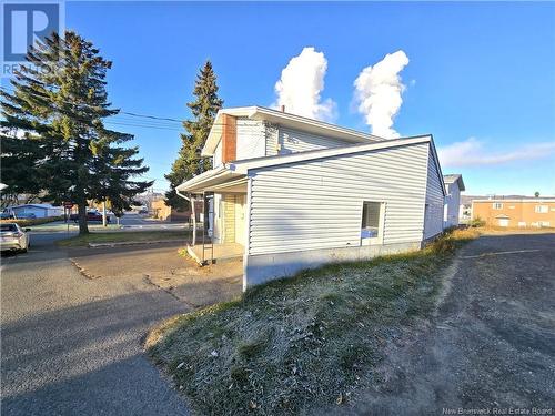 45 47 17E Rue, Edmundston, NB - Outdoor