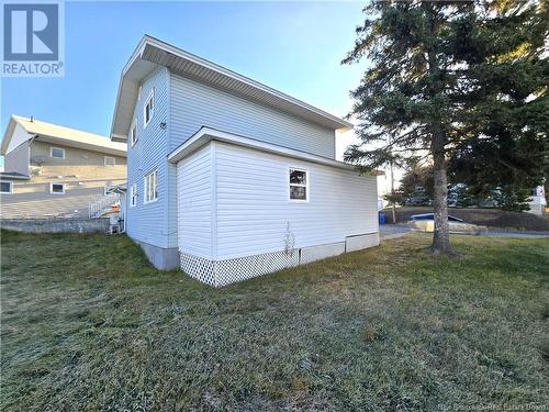 45 47 17E Rue, Edmundston, NB - Outdoor