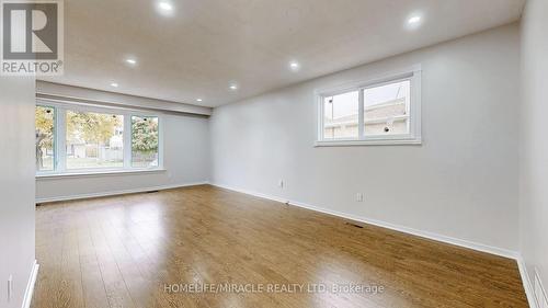 187 Delrex Boulevard, Halton Hills, ON - Indoor Photo Showing Other Room