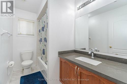 Upper - 35 Spicebush Terrace, Brampton, ON - Indoor Photo Showing Bathroom