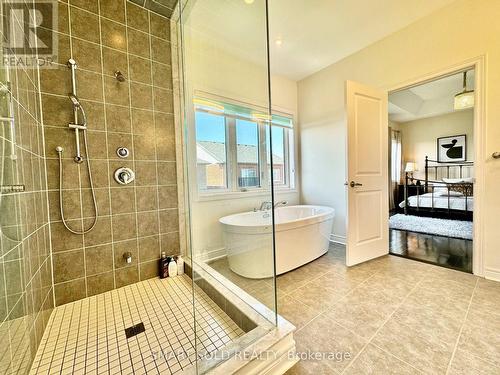 12 Elder Street, Richmond Hill, ON - Indoor Photo Showing Bathroom