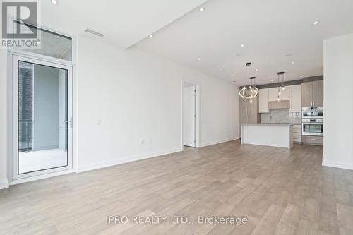 505 - 42 Mill Street, Halton Hills, ON - Indoor Photo Showing Kitchen