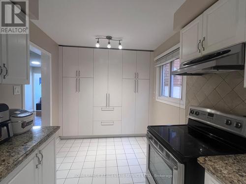 Upper - 2239 Shipwright Road, Oakville, ON - Indoor Photo Showing Kitchen