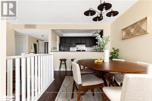 3 - 311 Grandview Hilltop Drive, Huntsville (Chaffey), ON - Indoor Photo Showing Dining Room